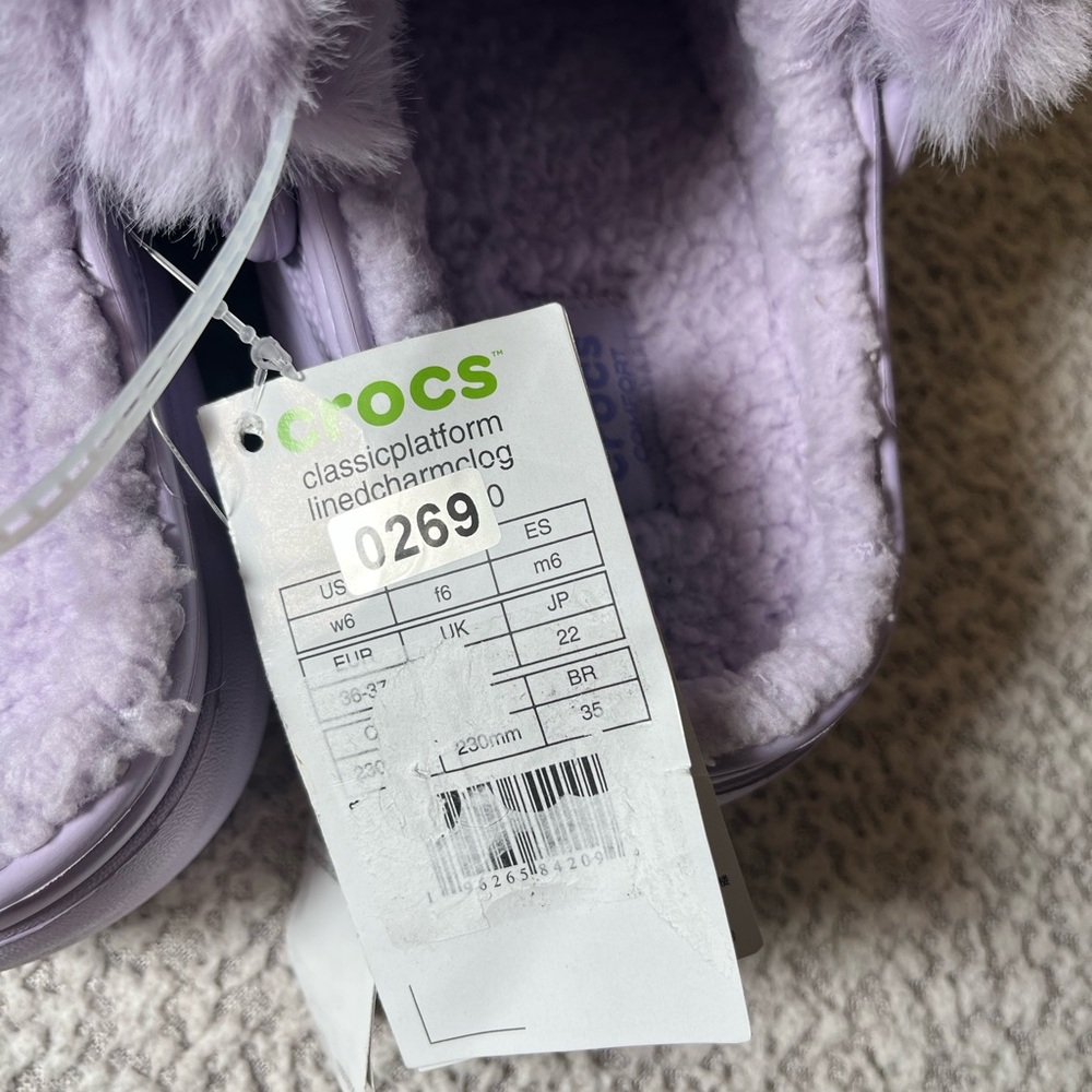 NWT Crocs Classic Platform Lined Charm Clog Lavender Purple Women’s Size 6 - Picture 15 of 17